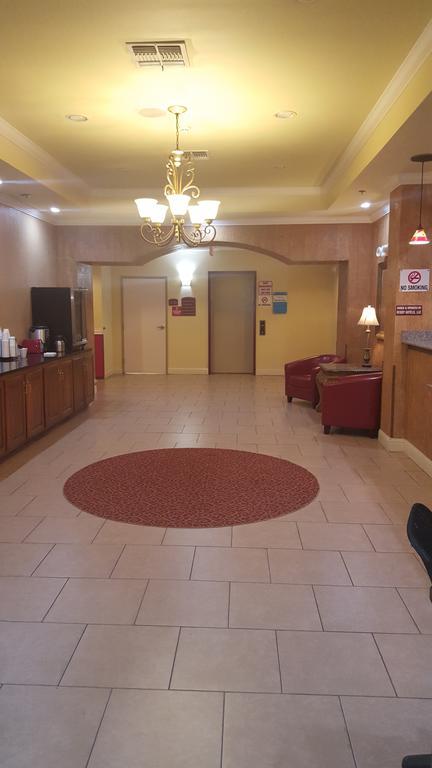 Reddy Hotel Plainview Exteriér fotografie